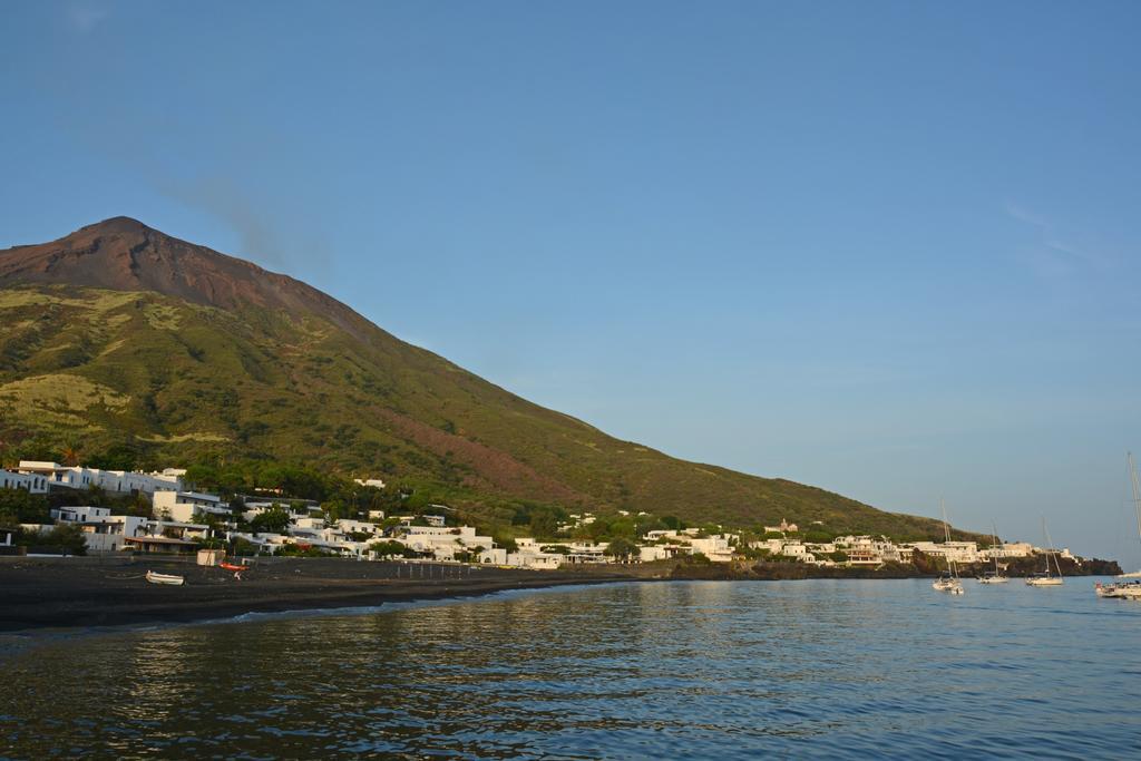 Il Gabbiano Relais In Stromboli Aparthotel Exterior photo