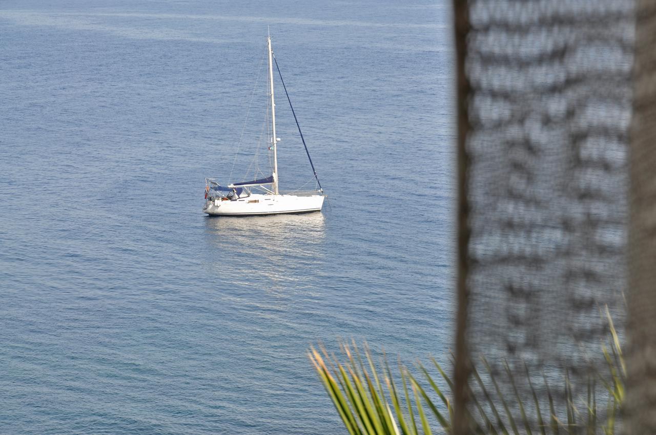 Il Gabbiano Relais In Stromboli Aparthotel Exterior photo